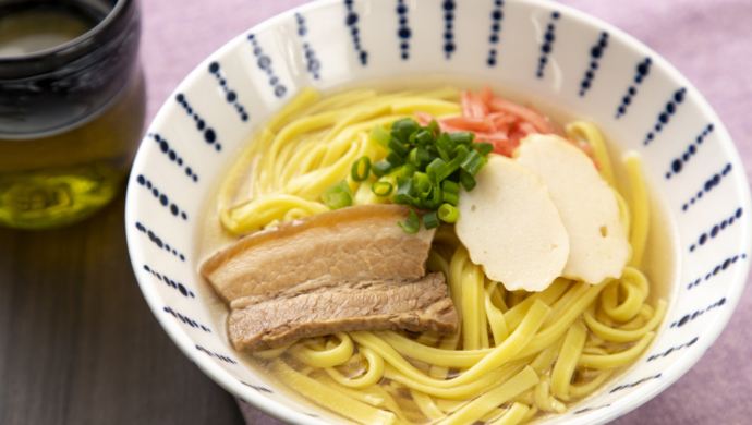 【レシピ紹介】沖縄そば（ウコン麺）